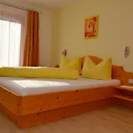 Konukevi Christine 3*